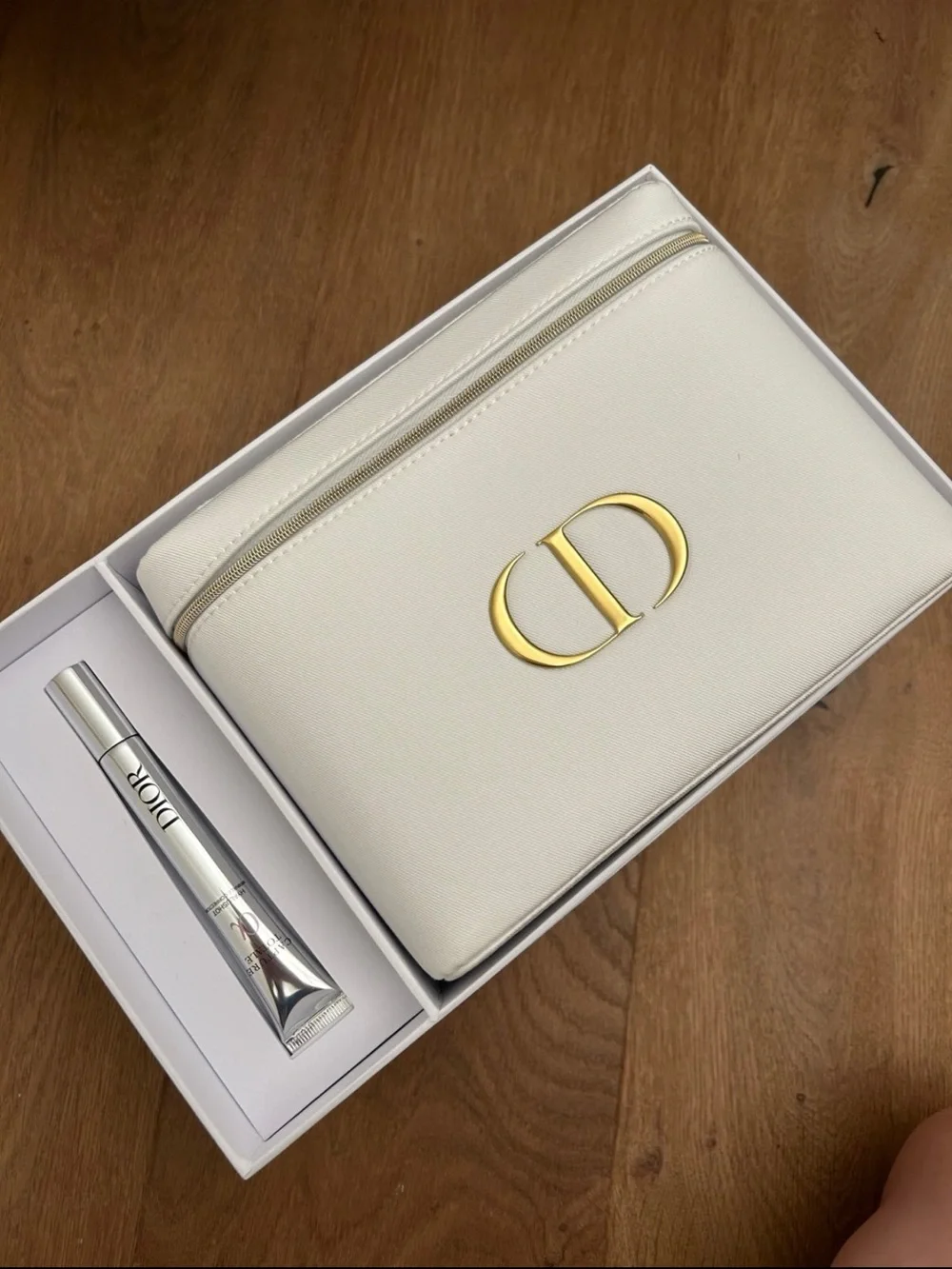 Dior structured white